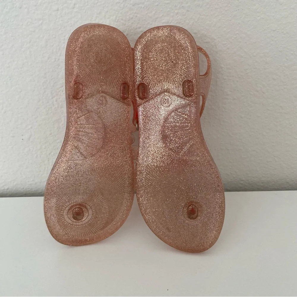 Carters Girls Pink Jelly Sandals With Flower Hook‎ And Loop Closure Size 13